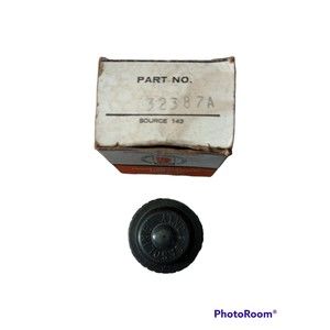 New! NOS! Vintage Genuine Tecumseh 32387A Lawnmower Gas Gasoline Cap Brown
